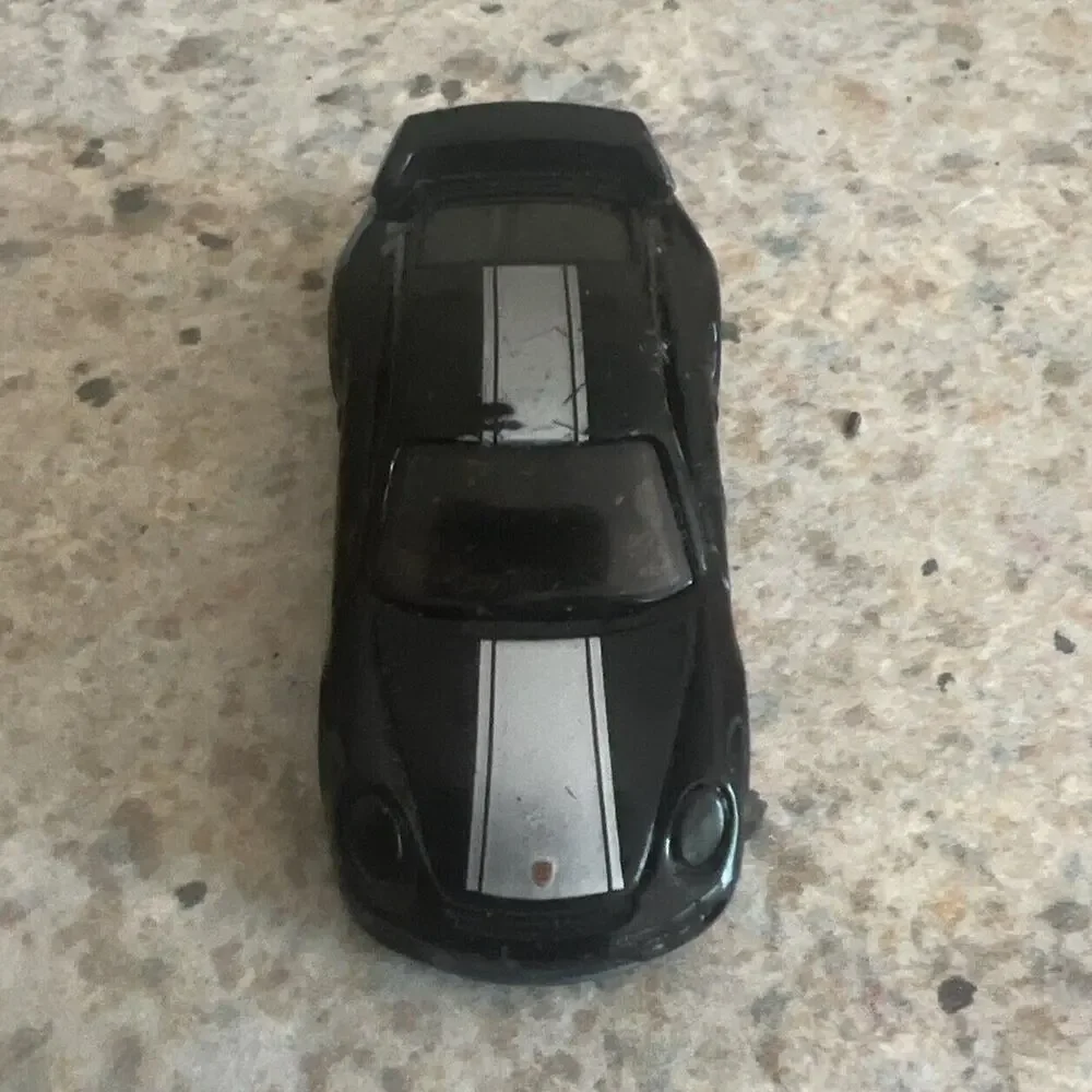 5 07-‘17 Hot Wheels El Camino Porsche 911 Aston Martin Dodge Charger Lamborghini